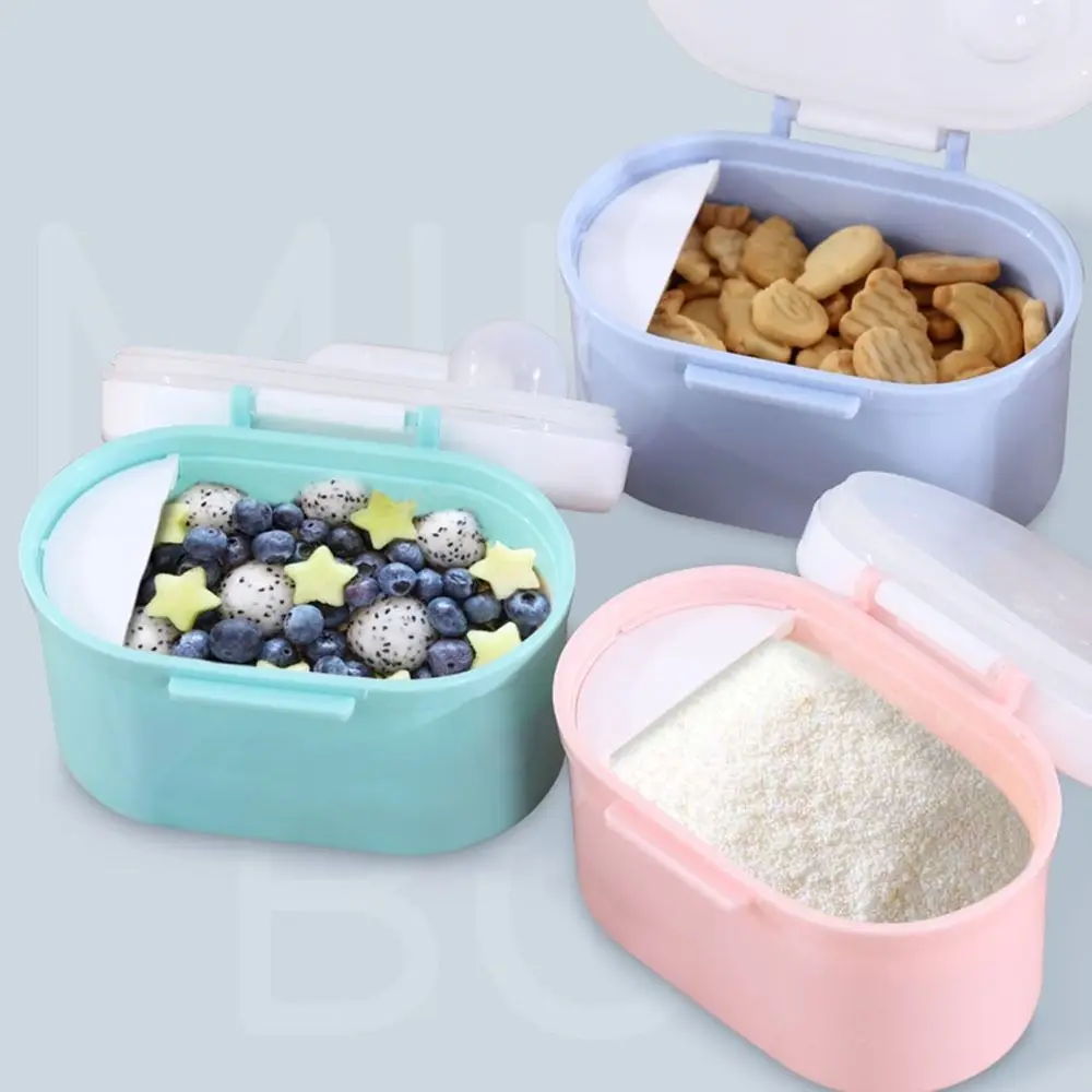 Portable Infant Milk Powder Box with Scoop Large-Capacity Baby Food Storage Box moisture-proof Leakproof