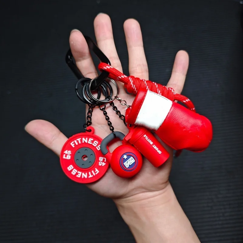 Neue Leder Boxhandschuhe Schlüsselanhänger Set Mini Fitness Kettlebell Langhantelplatten Schlüsselanhänger Luxus Taschenanhänger für Sportbegeisterte – Detail 2