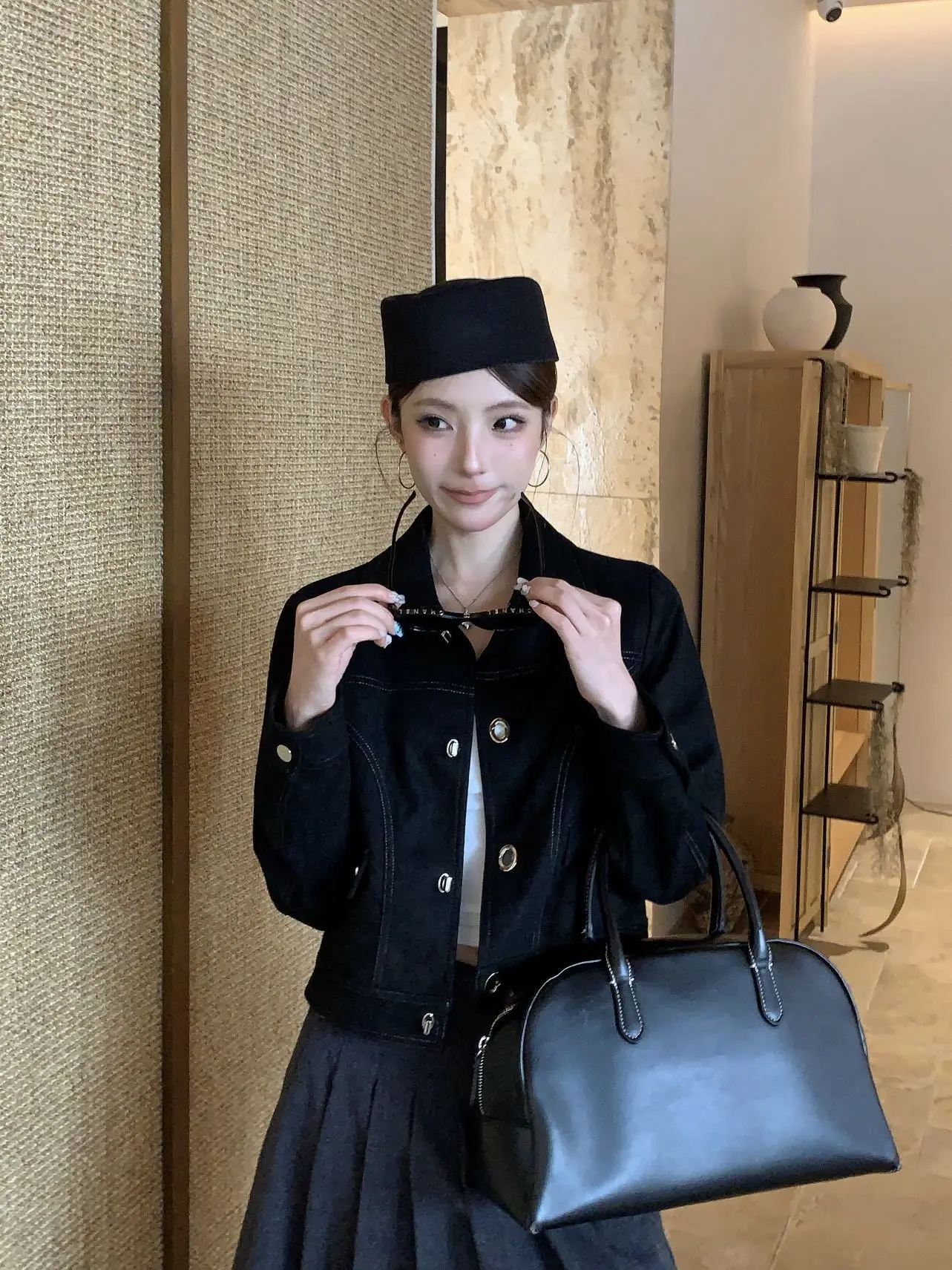 Women Black Cropped Jacket Lapel Collar Contrast Stitching Metal Buttons Multi Pocket Slim Short Coat Autumn Streetwear