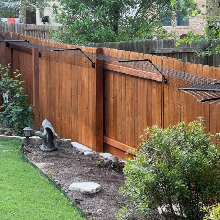 Fence Conversion System for Cats - Cat-Proof Steel Toppers for Existing Outdoor Fencing, Containment Barrier For Wood