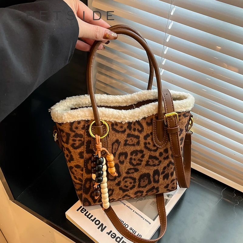 حقائب كتف صغيرة على الموضة من Leftside للنساء تصميم حقيبة كروس من جلد الغزال الصناعي 2025 حقائب يد ومحافظ فاخرة بتصميم الفهد