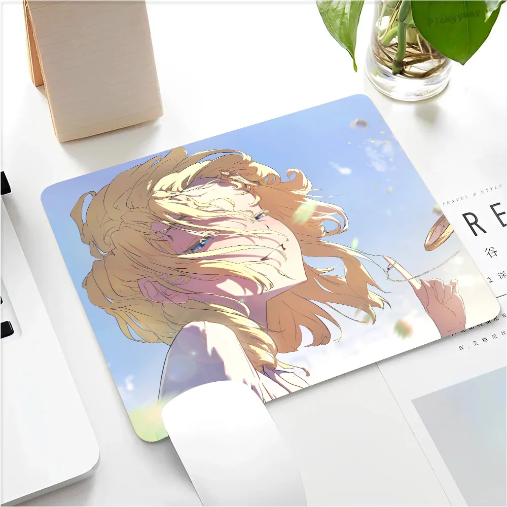 Amelia Watson Youtuber Hololive Girl Anime Mousepad Small LockEdge Mouse Pad For Gamers Computer Desk Pad Anti-slip Rubber