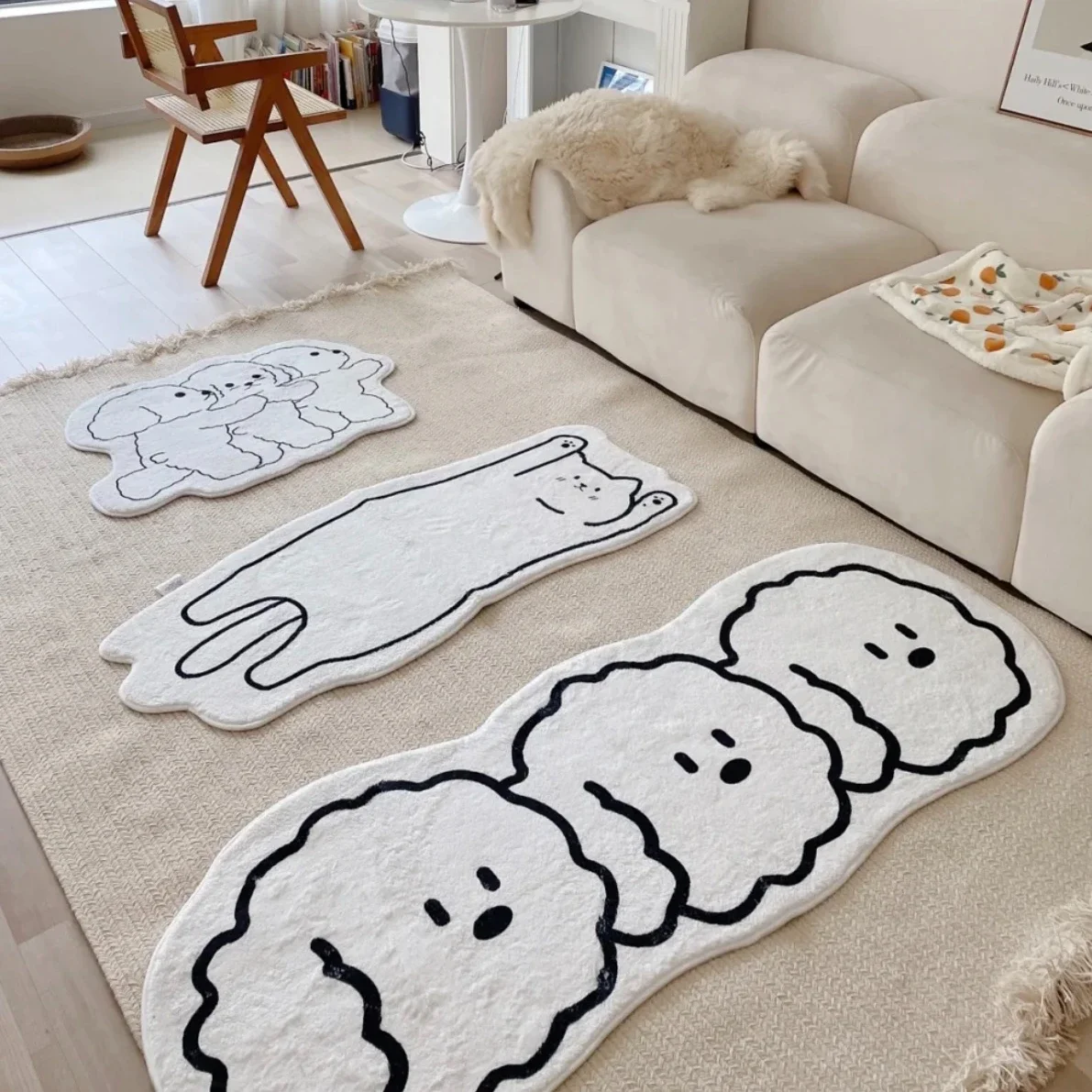 Alfombra blanca gruesa de dibujos animados para dormitorio y sala de estar, tapete decorativo, bonito gatito, cachorro, personalizada