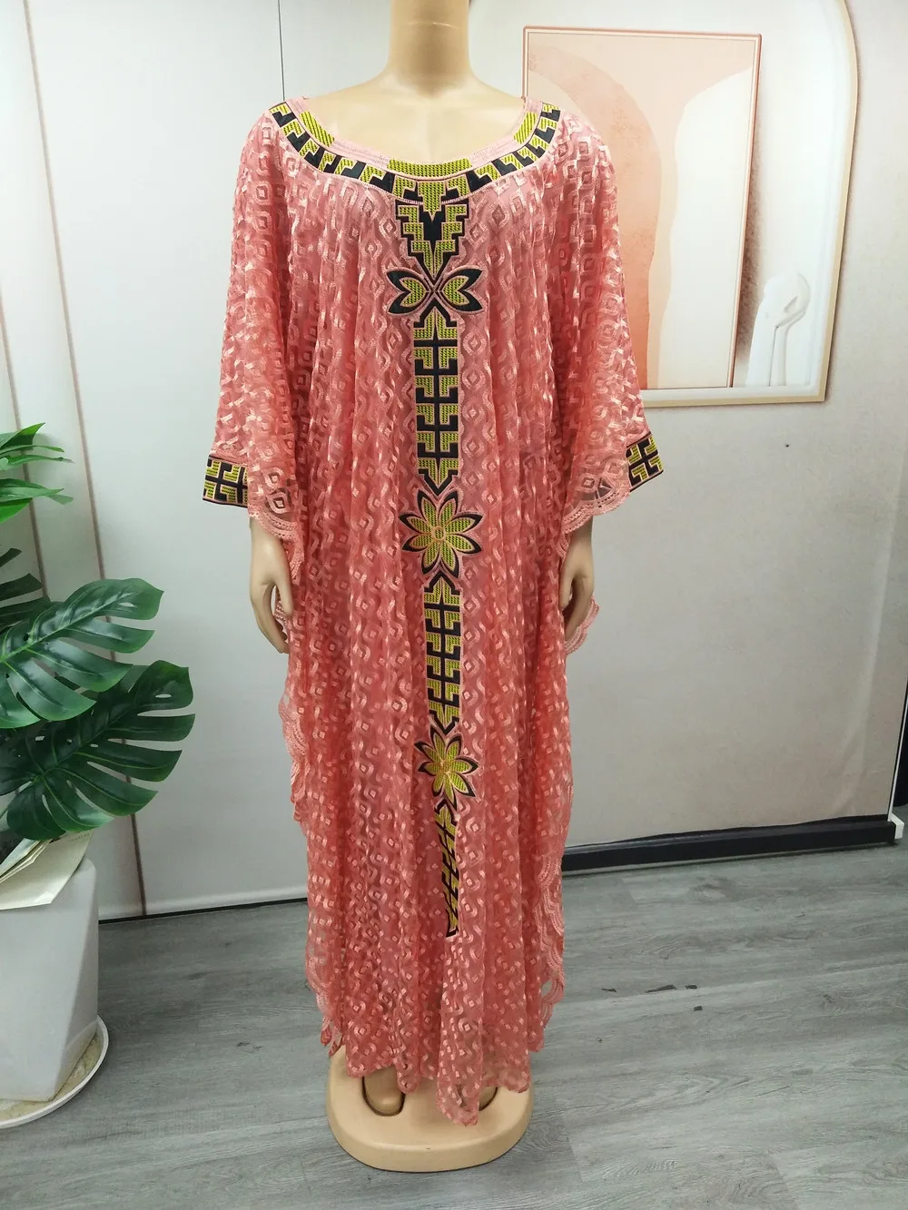 Embroidery Traditional Dashiki African Dresses for Women Plus Size Boubou Robe Africaine Femme Kaftan Maxi Dress Africa Clothing