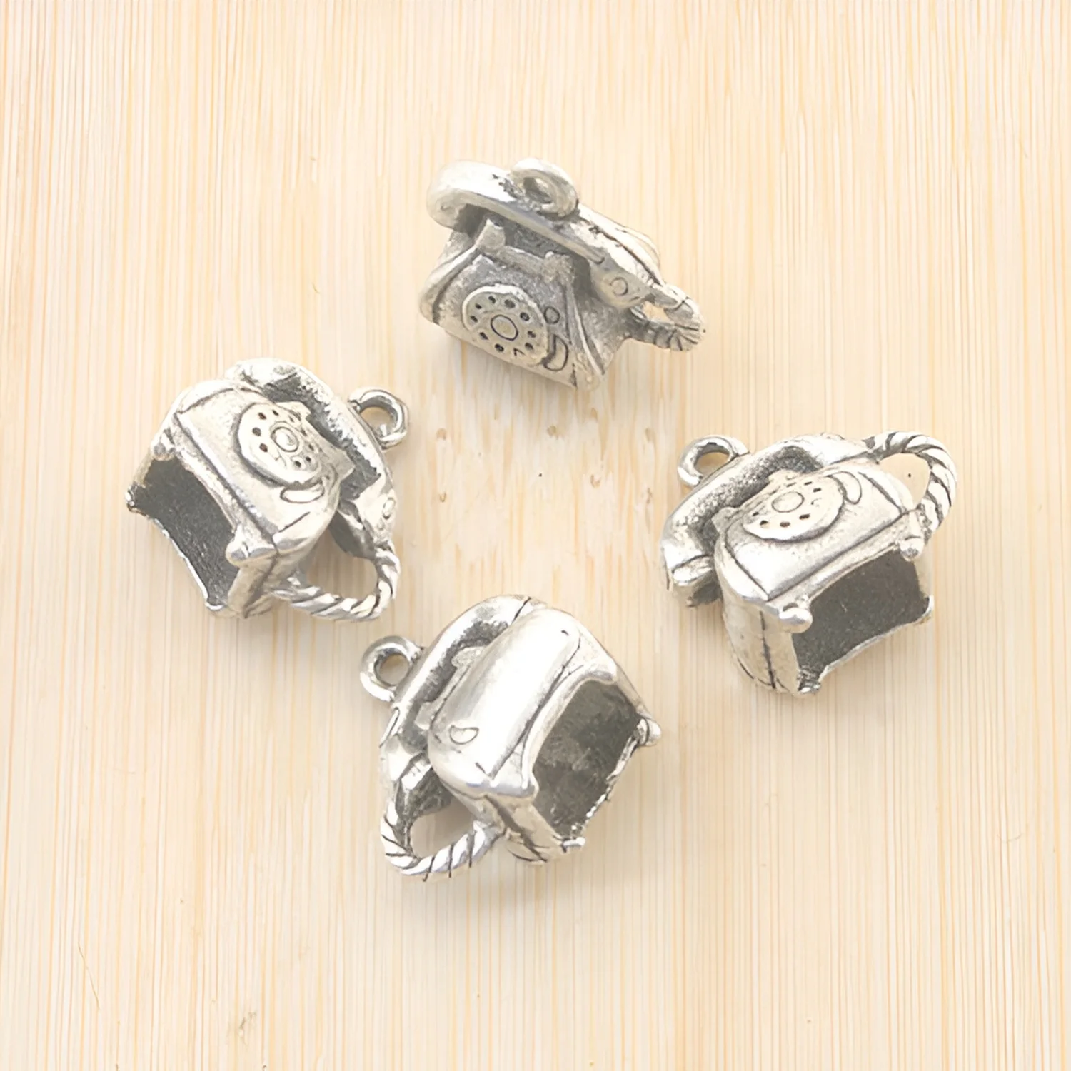 8pcs 13x9mm,hole:0.4mm home phone design pendant G1621