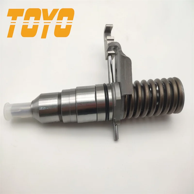 TOYO tryska injetcor 127-8211 0R8477 palivo pro bagr motor kocour 3114/3116MUI injektor komplet