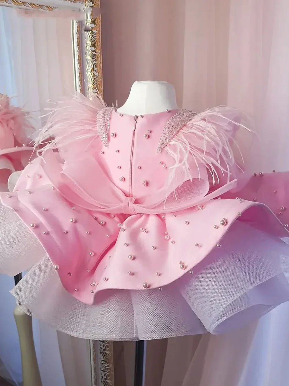 Princess Feather Flower Girl Dresses Beaded Ruffles Jewel Neck Gilrs Pageant Dress Little Kids First Communion Dress