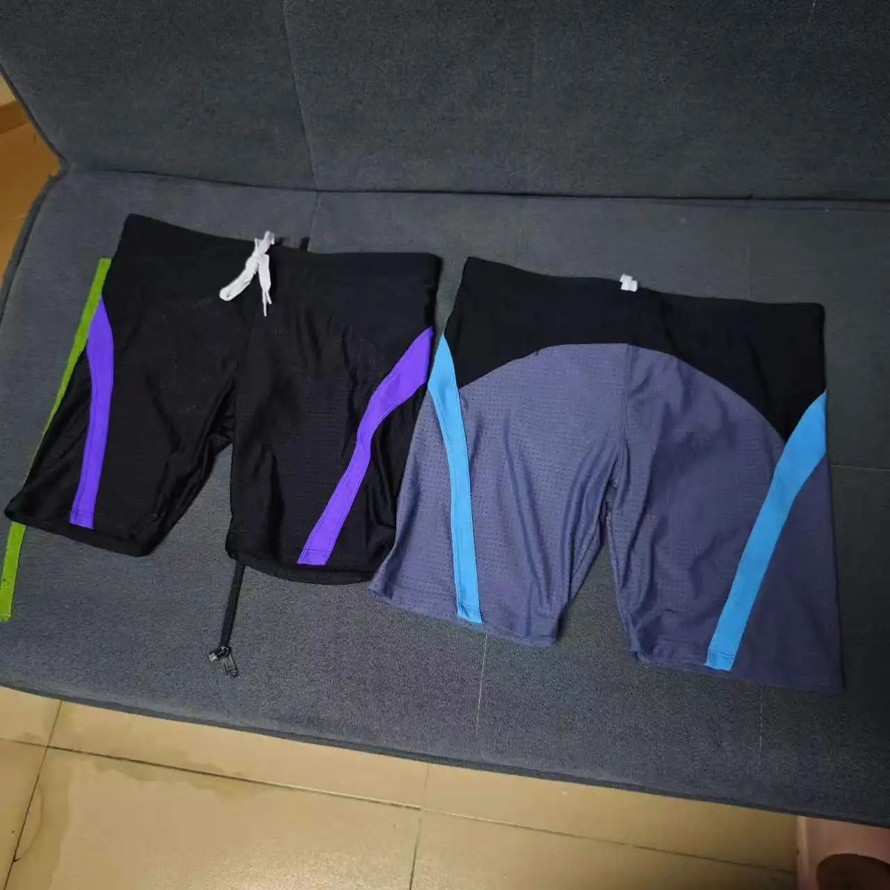 European and American men's four-quarter medium-length trunks with triangular lining mesh color matching swimming trunks UXH238