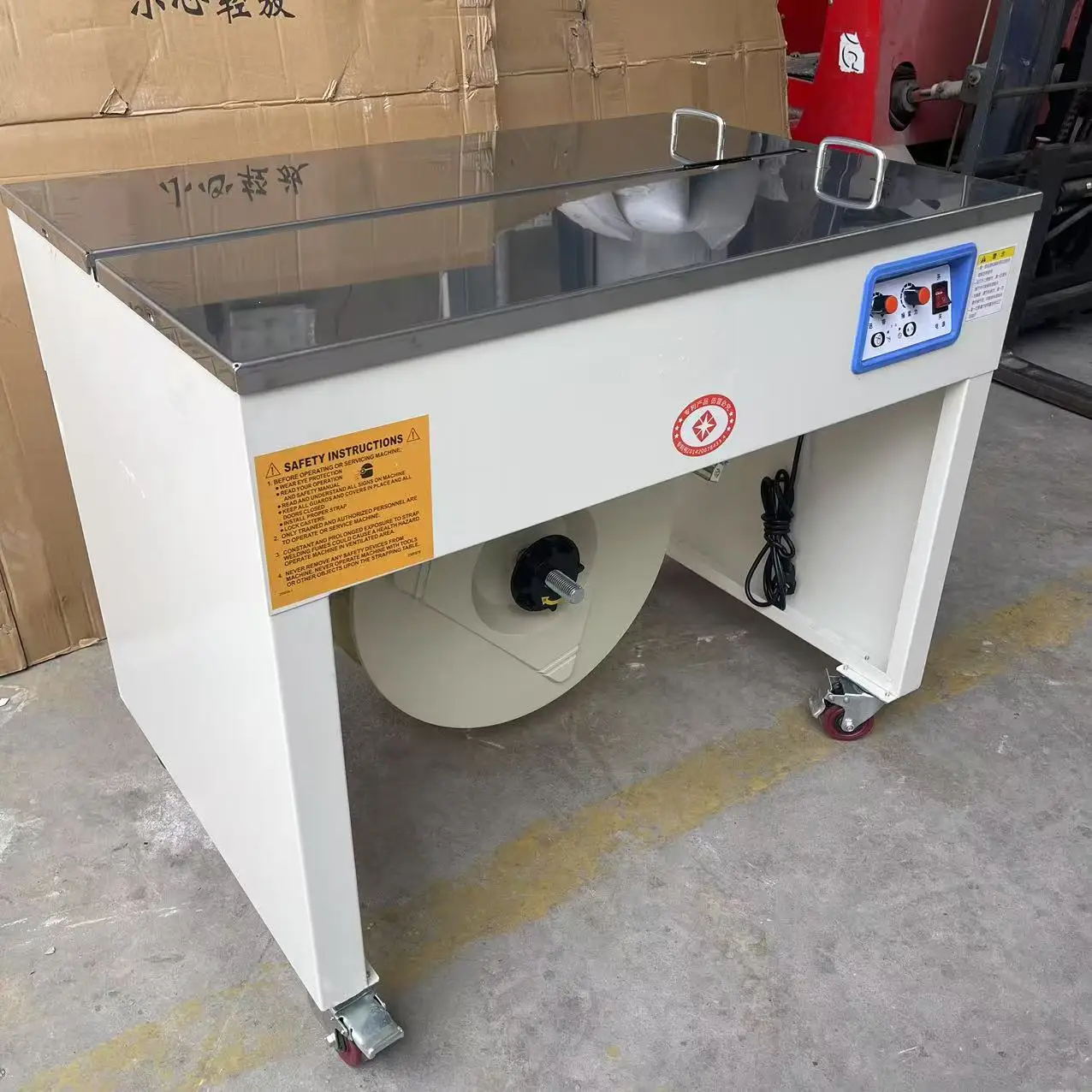 

Полуавтоматическая машина для упаковки картонных коробок с ПЛК-управлением, низким уровнем шума, электродвигателем и основными компонентами для деревянной упаковки