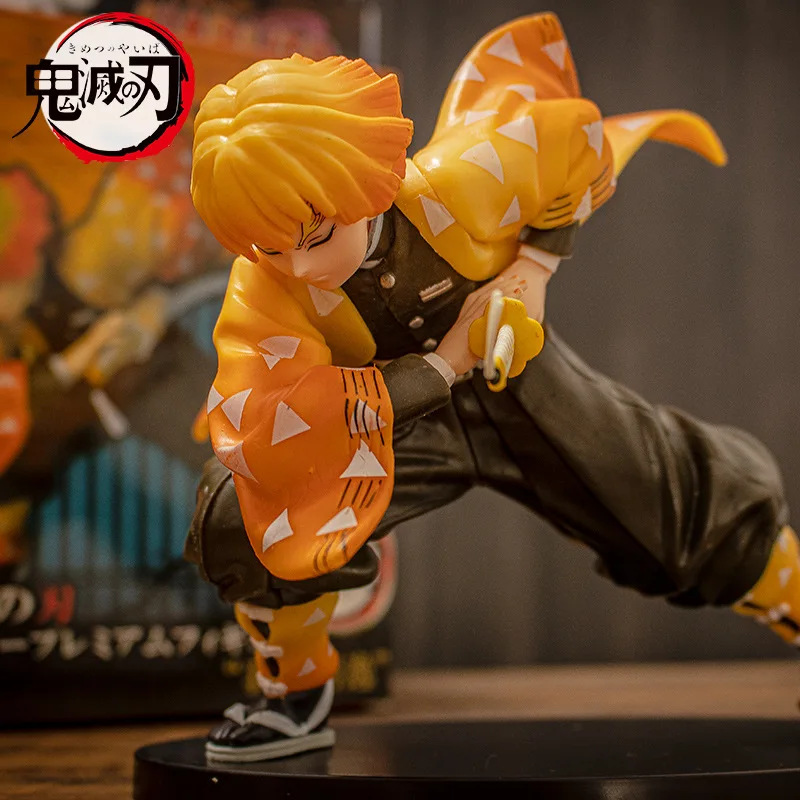 Model Action Figure Anime Demon Slayer, koleksi aksesori Model mainan boneka Agatsuma Zenitsu 15CM untuk hadiah ulang tahun anak-anak