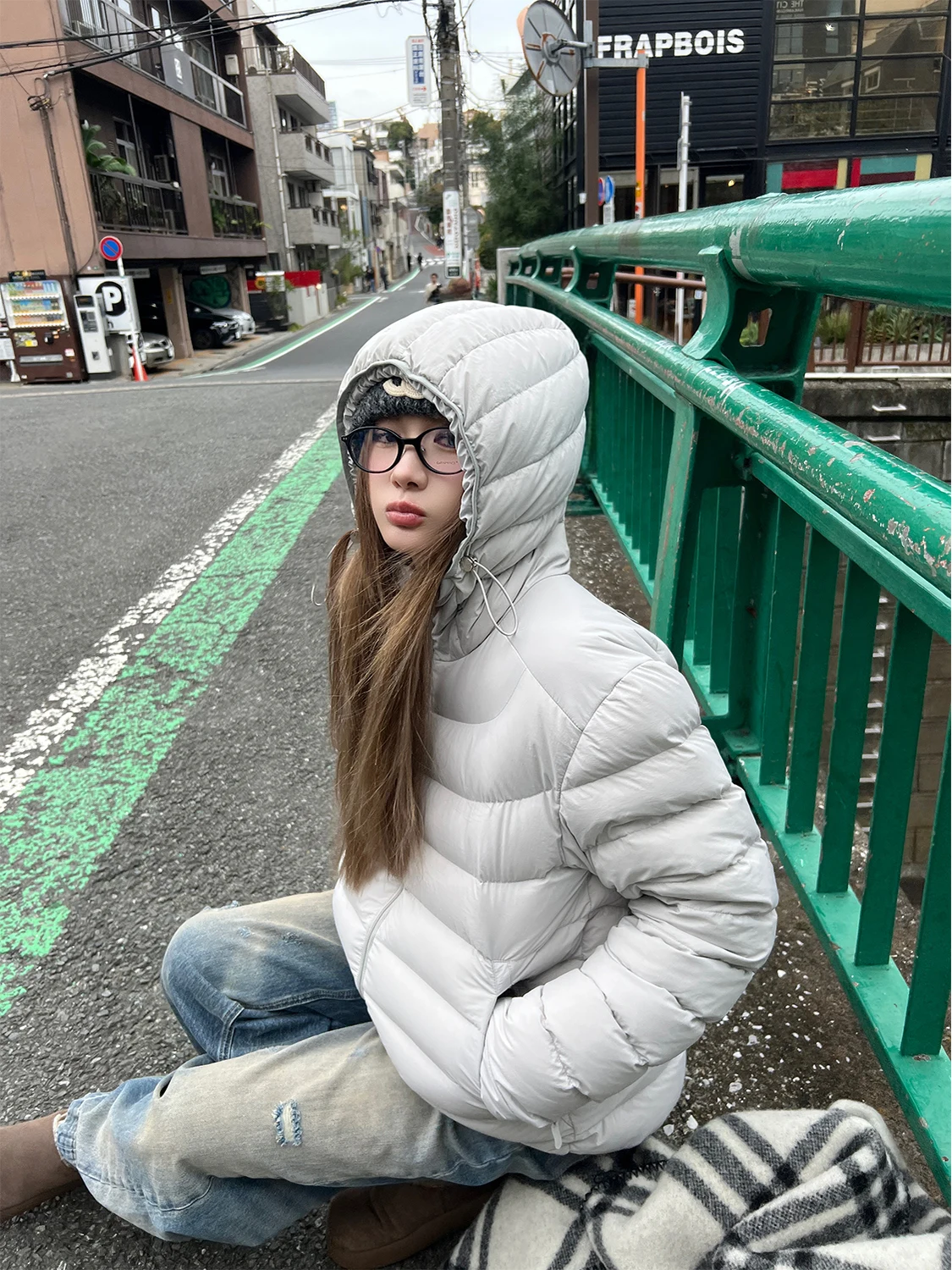 

Xinlei Lin Lightweight Capsule 90 White Du down Hooded Jaet Ultra Light No Prure Feeling Thiened Nylon Women's Coat
