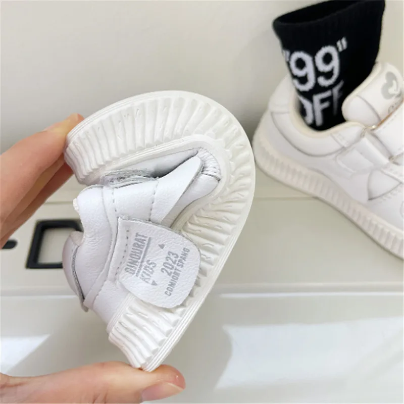 2023 New Autumn Baby Shoes For Boys Leather Toddler Kids Casual Shoes Soft Sole Outdoor White Tennis Fashion Girls Sneakers