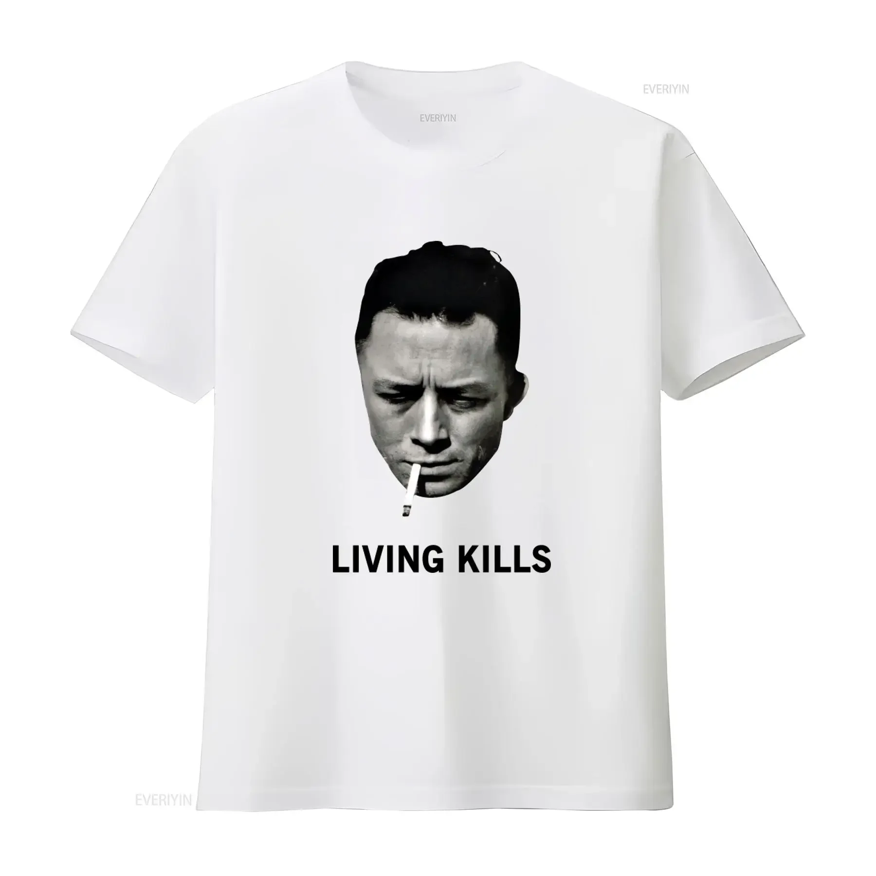 Camiseta Albert Camus Living Kills, Corte Clásico, Algodón con Estampado Moderno de una Persona Fumando y la Frase 'Living Kills', Estilo Vintage Lavado