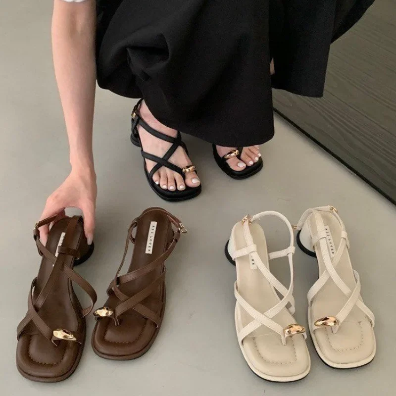 

Women's Sandals Designer New Dress Metal Decoration Ladies Shoes Narrow Band Buckle Thick Heels Female Shoes Outside Party Shoes