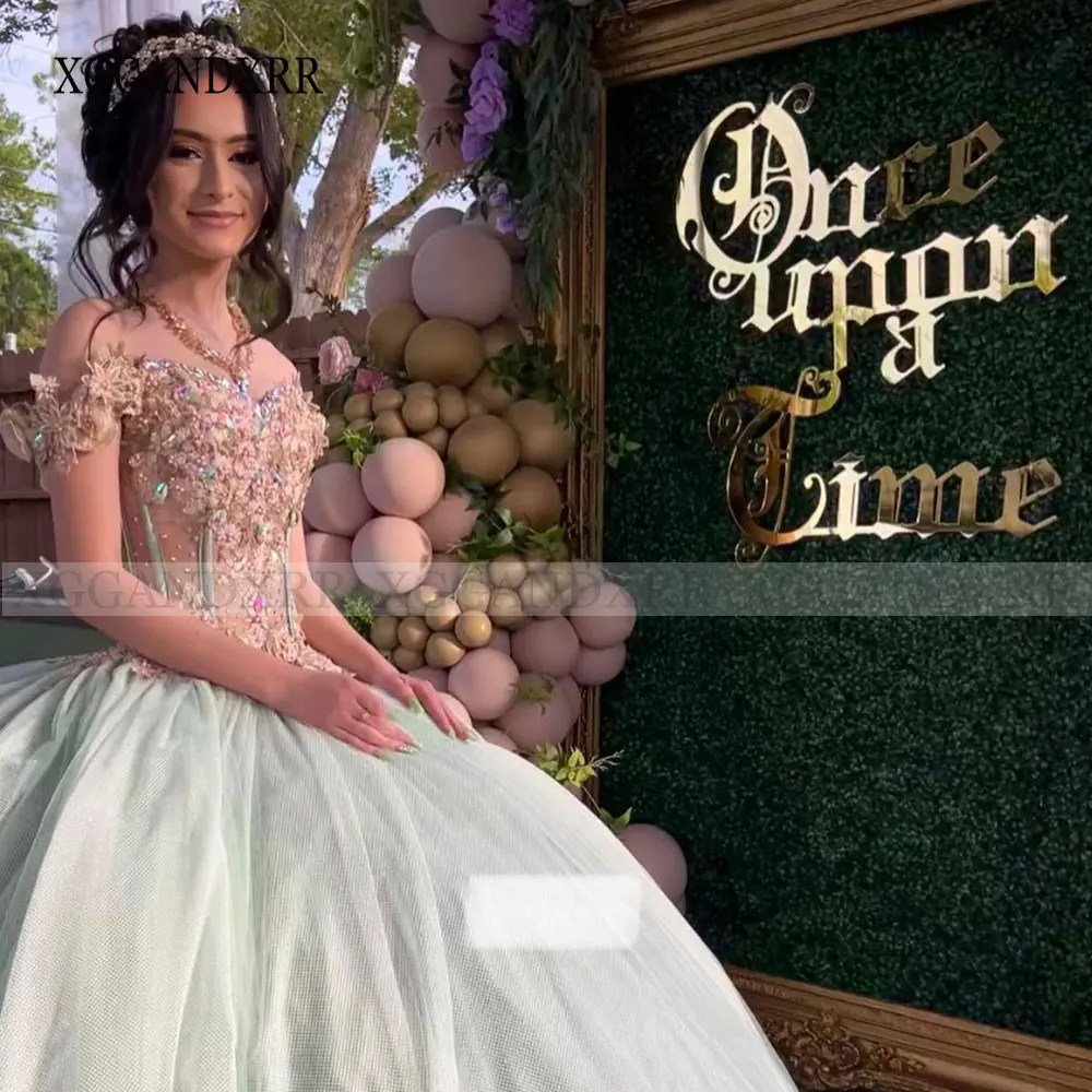 Gaun pesta hijau ringan gaun Quinceanera 2024 XV Floral putri Vestidos De 15 aagos ulang tahun manis 16 gaun pakaian Formal ulang tahun