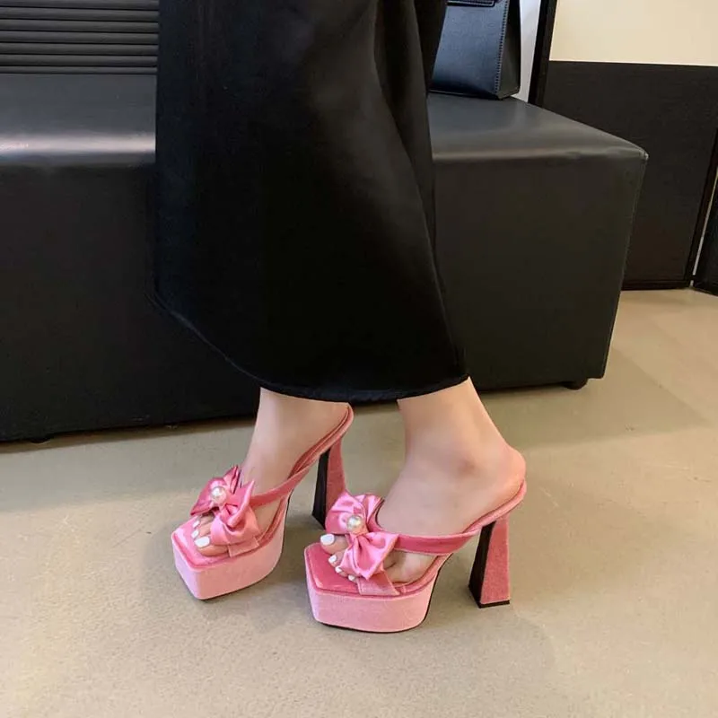 

Women High Heels Slippers Pink Bow Pearl Sandals Women Chunky Platform Sexy Summer Shoes Black Suede Slippers Vrouwen 2024