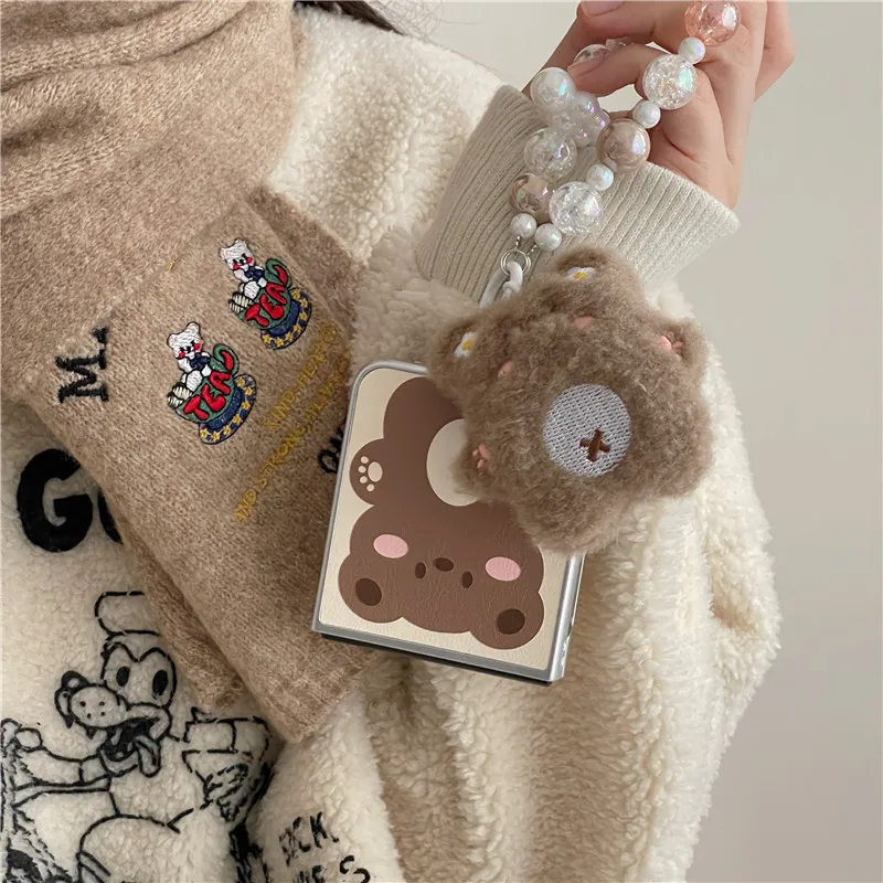 Cartoon Bear Bracelet Phone Cases For Samsung Galaxy Z Flip 3 4 5 6 Z Flip5 ZFlip5 Electroplated Lambskin Shockproof Back Cover