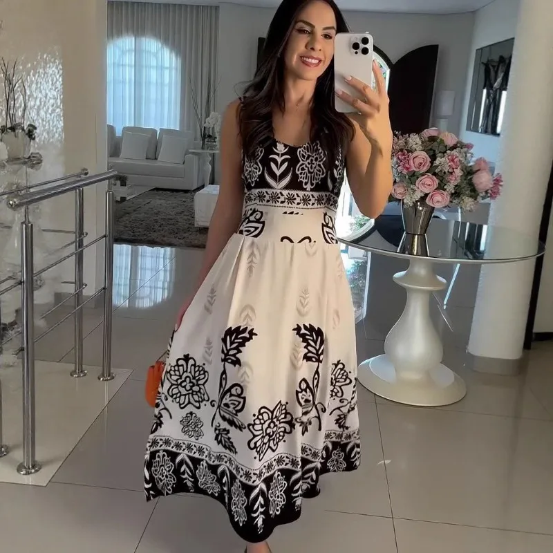 Abito estivo da donna con stampa bohémien Abito elegante da celebrità con scollo all'americana scava fuori il maxi abito da sera Boho per le vacanze di festival slim