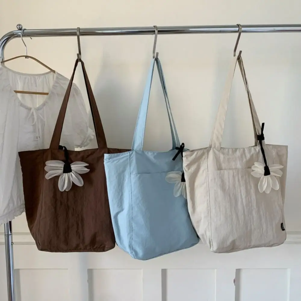 

Cute Korean Style Nylon Shoulder Bag Waterproof Solid Color Tote Bag Large Capacity Lightweight Handbag Girls
