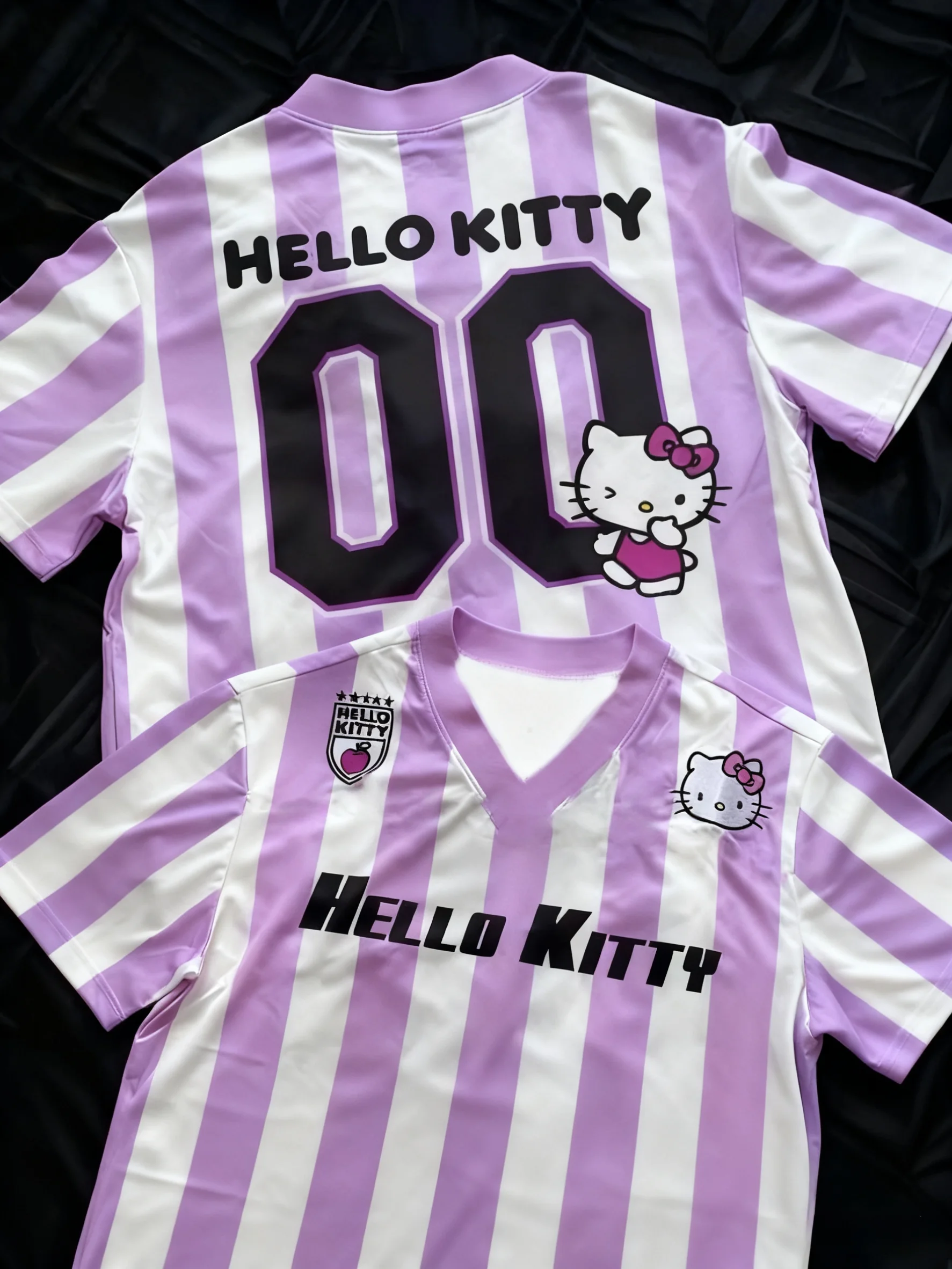 Letnia koszulka z grafiką Hello Kitty, damska, codzienna, z nadrukiem anime, styl streetwear, moda kawaii, elegancka i wygodna koszulka damska.