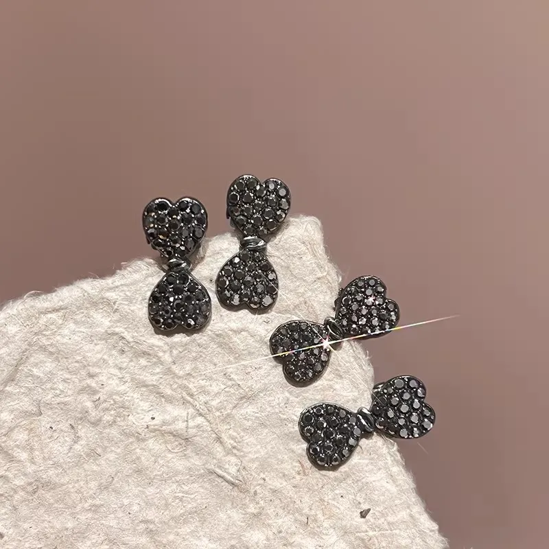 4 Stück/Set Elegante Mini-Haarspangen mit Strass-Schleifen für Frauen und Mädchen, süße Haarverzierung, kleine Haarclips, modische Haaraccessoires – Detail 7