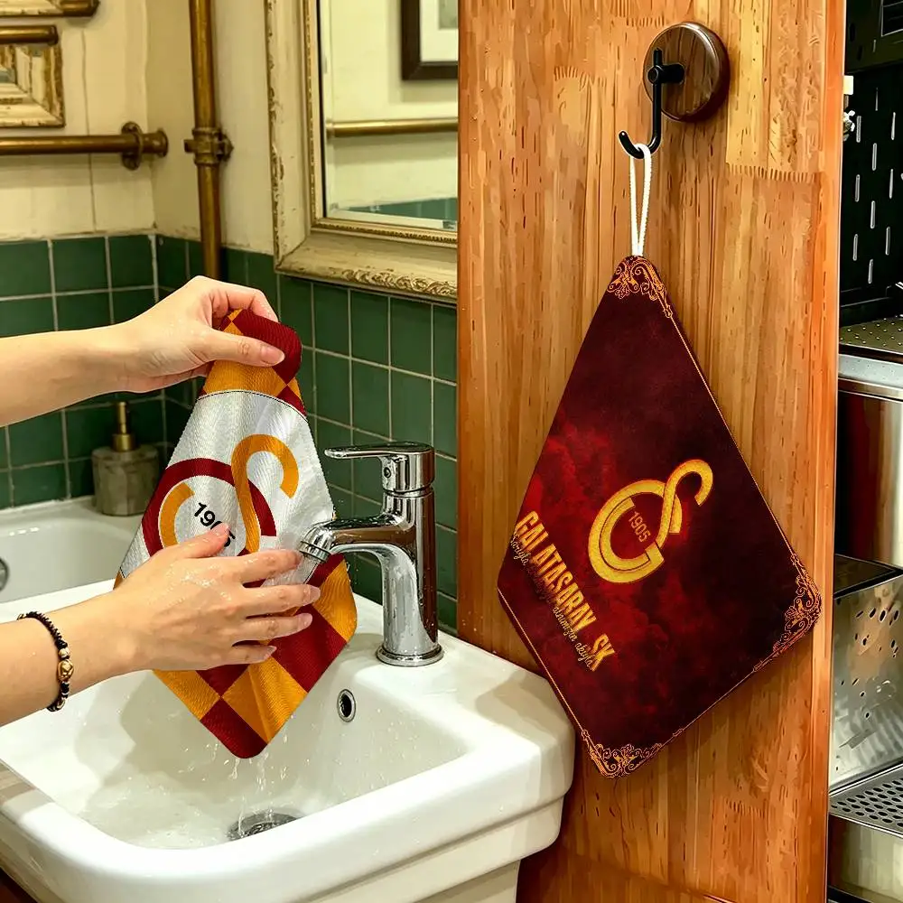 Football Team Galatasaray Polyester Cotton Hanging Kitchen Towel, Skin Friendly Hand Wiping Towel For Hotel Cafe Household