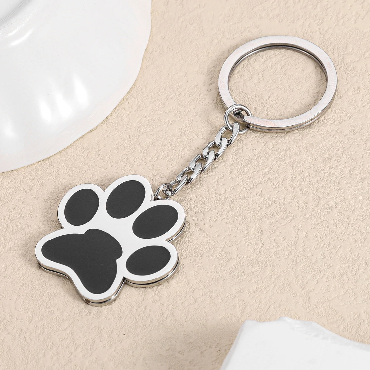 Custom Enamel Paw Print Keychain Personalised Engraving Text On Back Colorful Animal Claw Foot Print Keyring Gift For Dog Owners