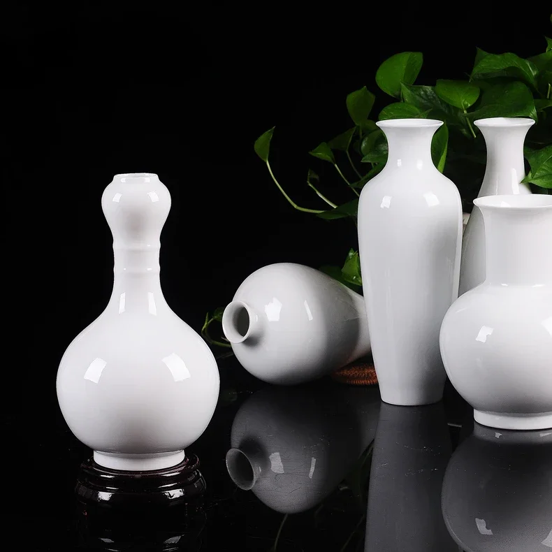 Ceramic vase Chinese solid color jade pot spring plum winter melon vase white porcelain vase white pigment embryo porcelain