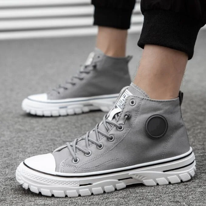 Fashion High Top Canvas Shoes Men Lace-up Sneakers With Platform Beige Black Gray Breathable Men Skateboard Trend Shoes