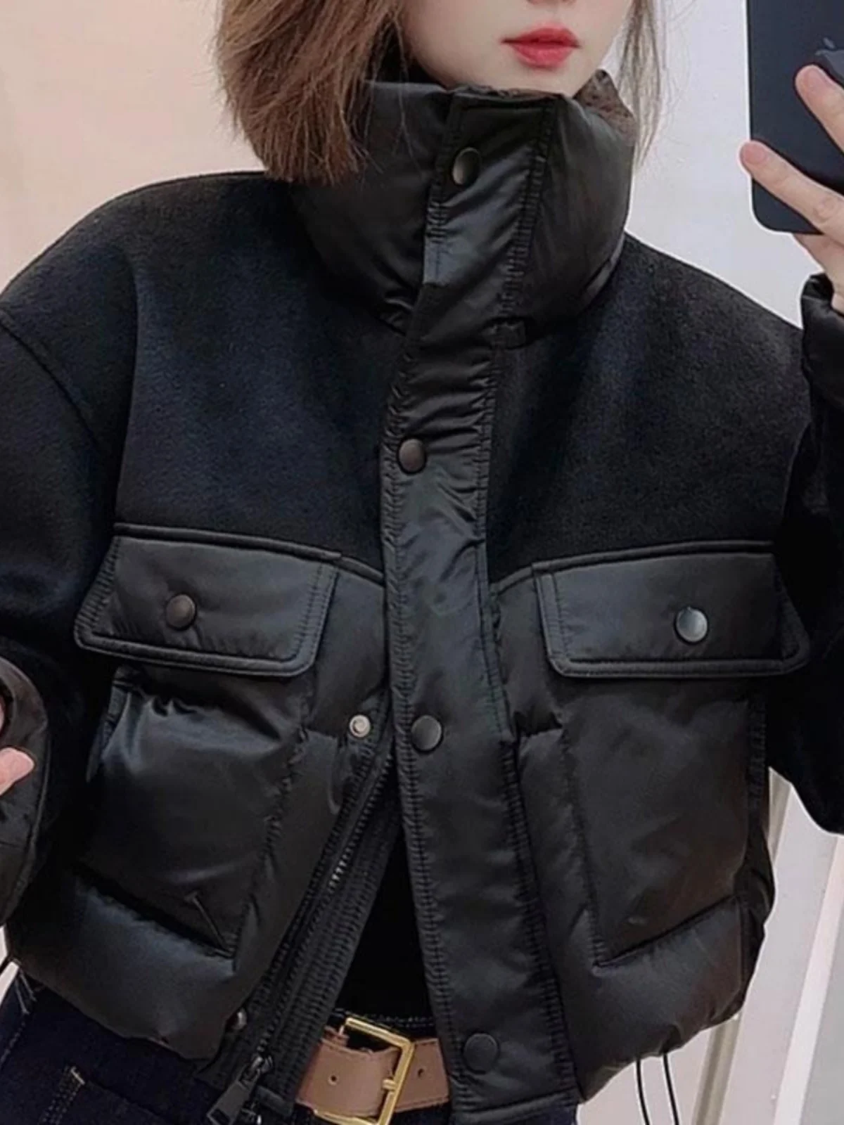 

Short Knitted down Cotton Jacket Women's 2026 Winter New Korean Design Sense Miniature High-End Bread Outerwear