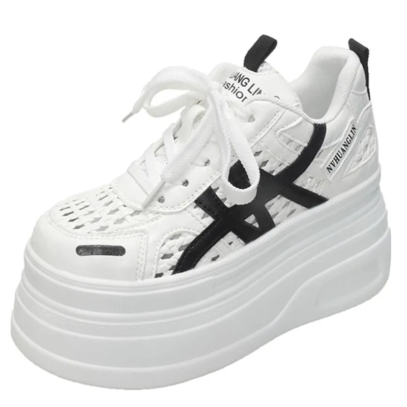 

Новинка 9 см, массивные кожаные кроссовки 2025 года, летняя повседневная вулканизированная обувь, женские дышащие сетчатые кроссовки на высокой платформе, спортивная обувь для папы