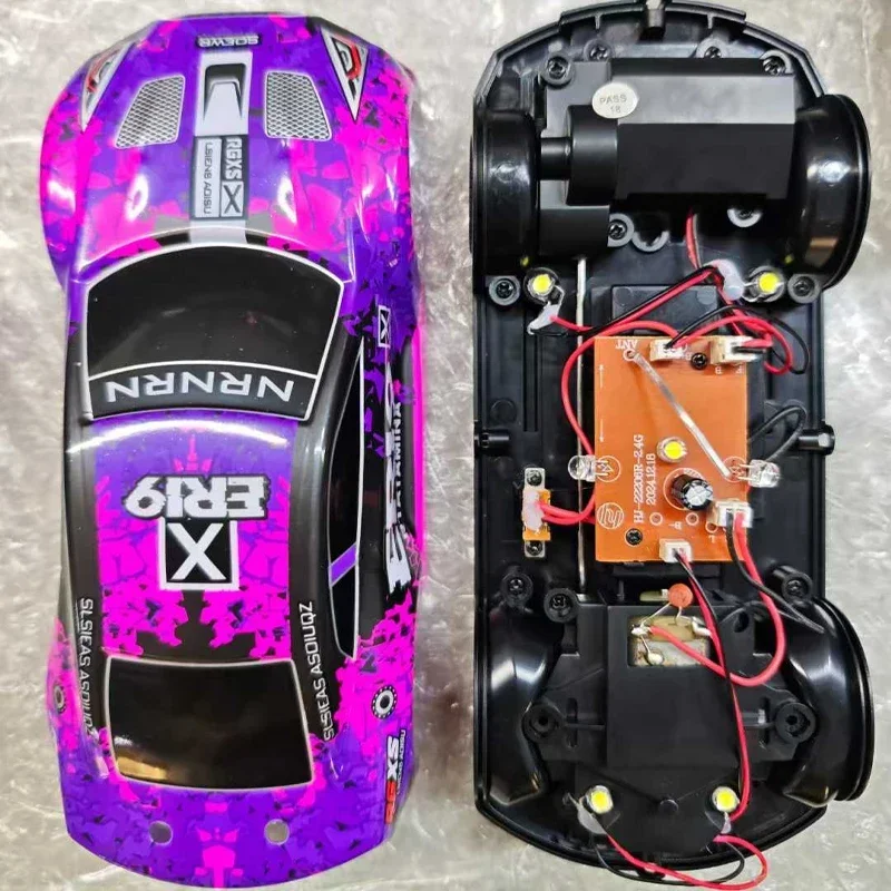 

NEW Wltoys 22206 1:22 4WD RC Drift Car with 2.4Ghz Controllable LED Lights Interchangeable Drift or Racing Tires kid's car toy