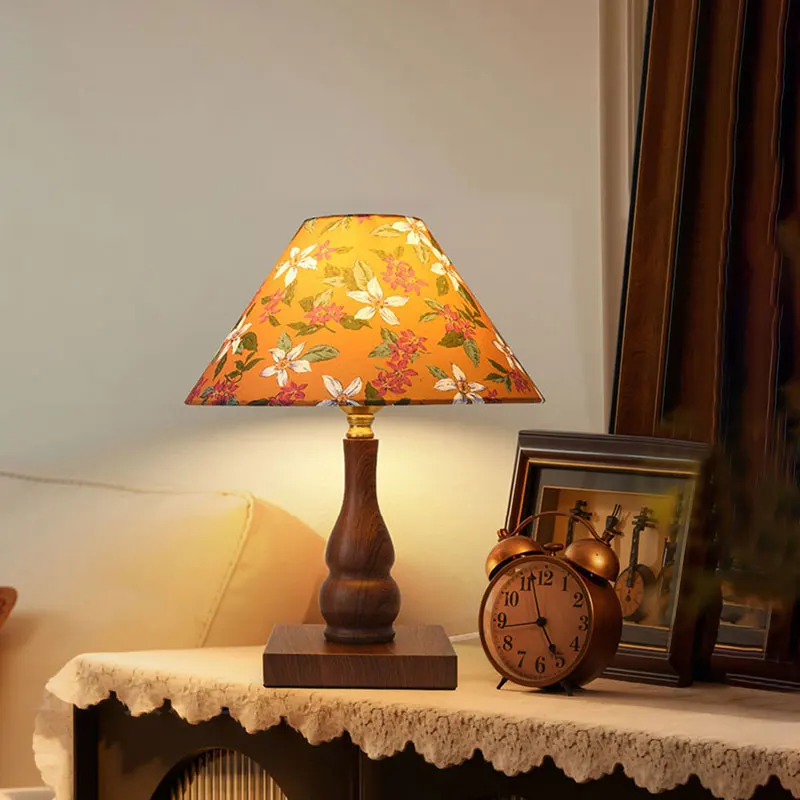 

Mid Ancient Style Retro Bedroom Bedside Lamp Song Dynasty Aesthetic Zen Style New High-End Living Room And Study Decoration Lamp