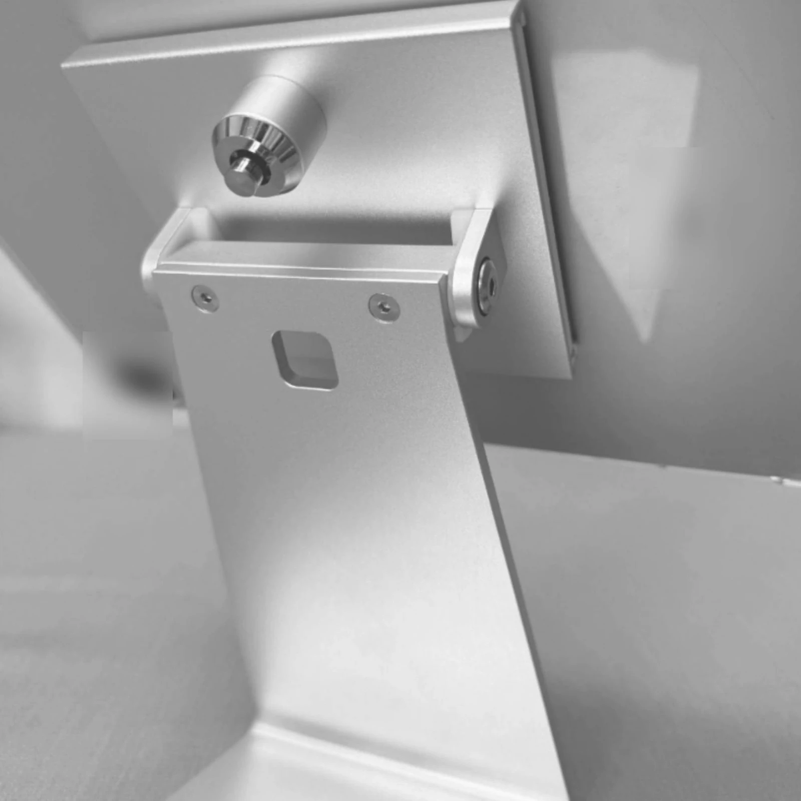 tablet-stand-with-lock-aluminum-alloy-locking-tablet-stand-counter-compact-for-retailers-pos-stations-retail-counters
