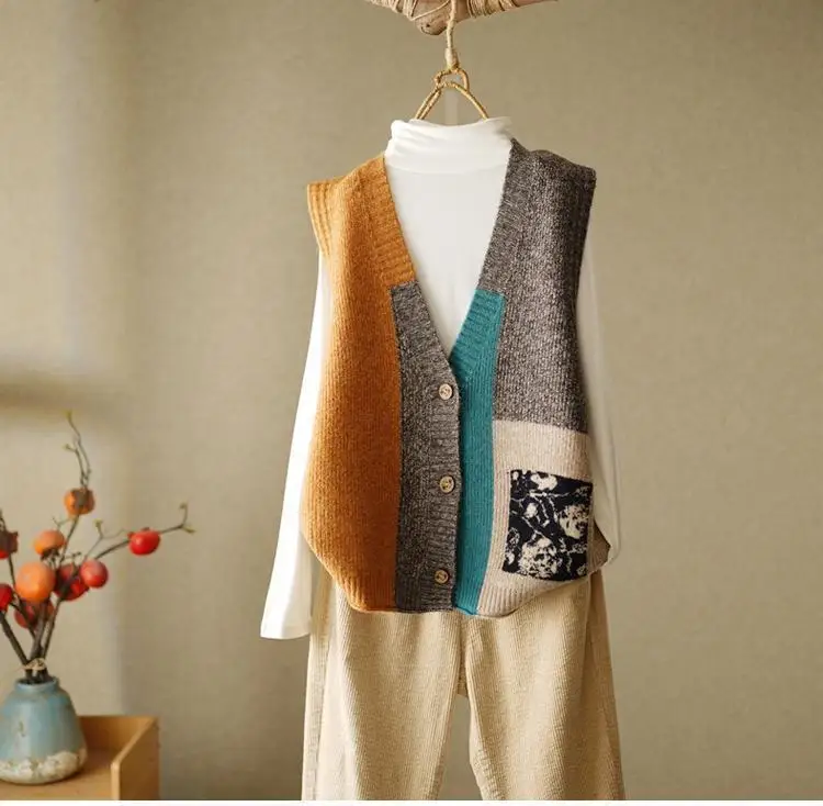 2023 Spring and Autumn New Fashion V-Neck Sweater Knit Tank Top Loose Sleeveless Knitted Cardigan Top Trendy
