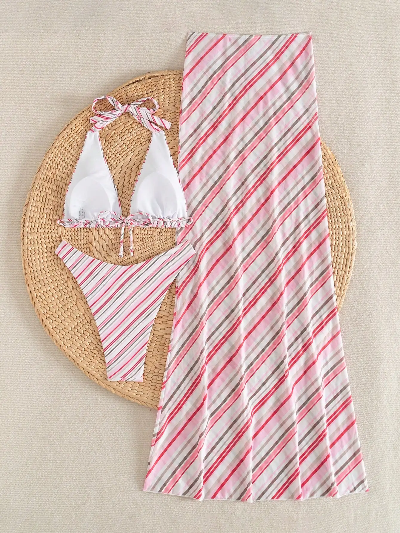 

Женский комплект бикини из 3 предметов: топ-треугольник, плавки с высокой талией и прозрачная юбка-накидка в полоску