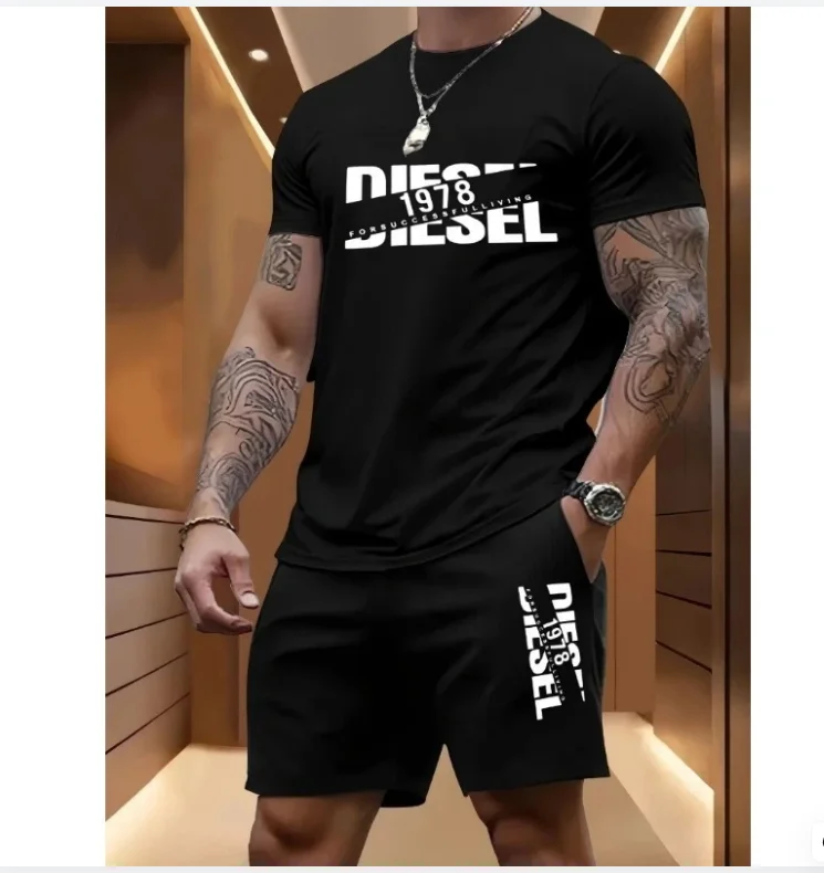 Summer Men's Casual Two-piece Set Round-neck Short-sleeved T-shirt and Sports Shorts for Outdoor Activities