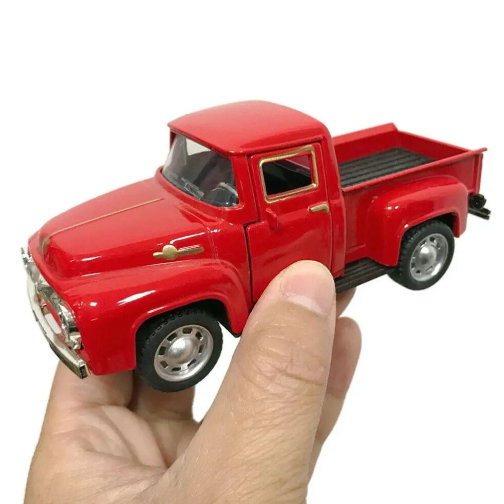 1/32 Red Metal Truck Toy Vintage Red Mini Desktop Decoration Kids Children\'s Christmas New Year Toy Gifts Home Office Decoration