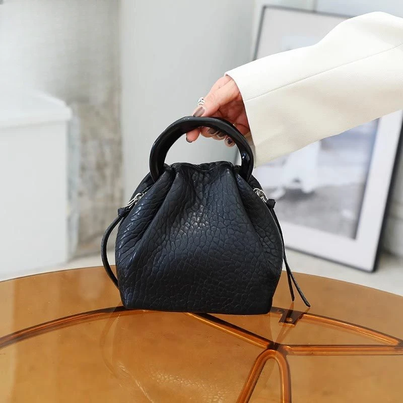 Bubble Sheepskin High-grade Handbag New Niche Design Cloud Bucket Bag Leather Crossbody Bag Handbag