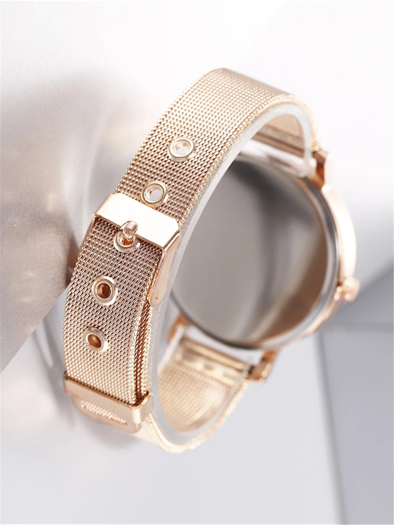 New Womens Fashion Simple Watch Ladies Leisure Watch Steel Mesh Sports  Wristwatches Women\'s Watch Bracelet