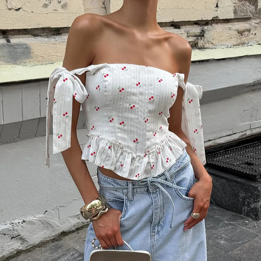 Top Corto con Estampado de Cerezas y Hombros Descubiertos para Mujer, Verano 2026, Top Corset con Lazo Lateral, Sexy con Volantes en el Bajo, Estética Y2K, Camisa Ajustada