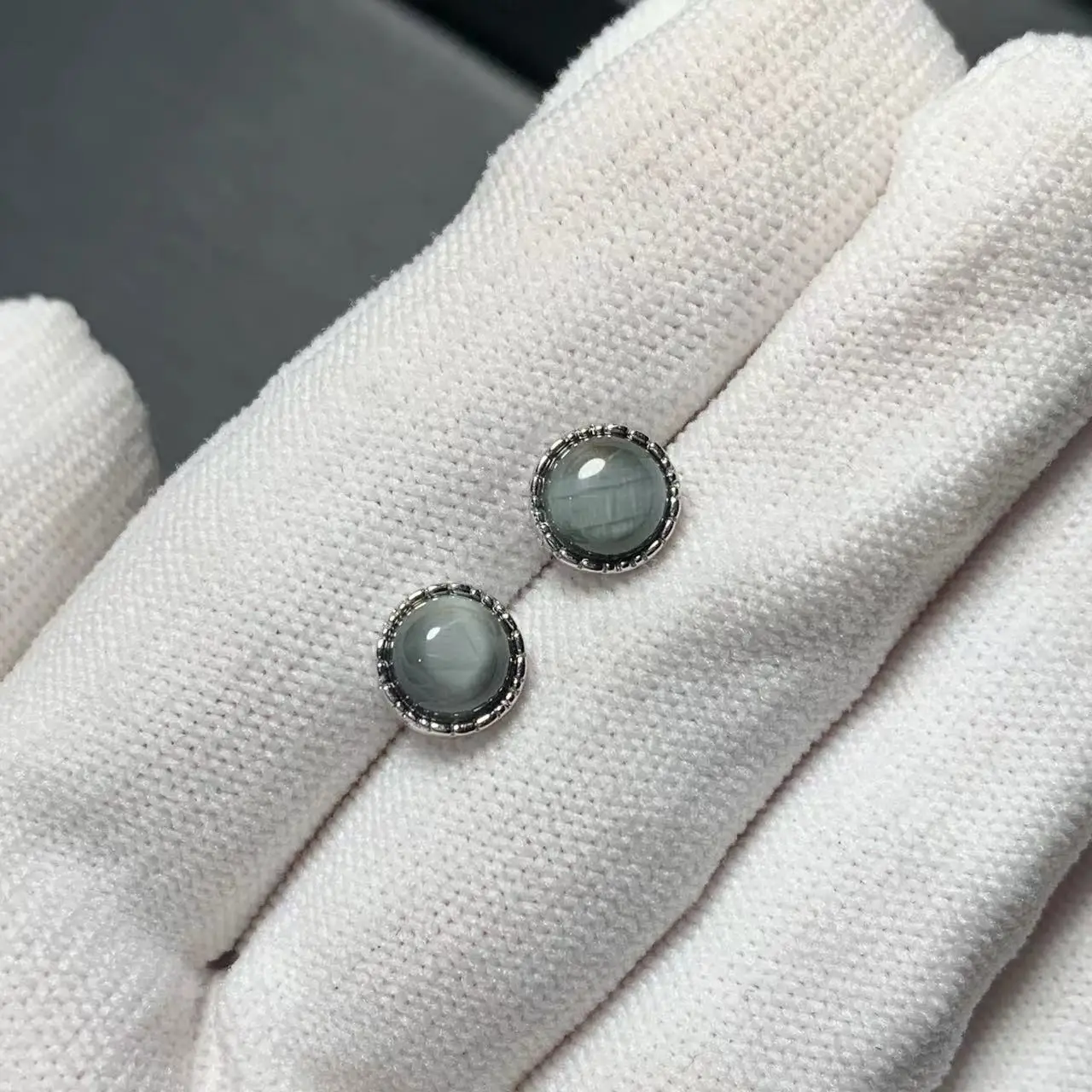 HEYYA STONE 5MM Orecchini a lobo occhio di falco naturale per le donne Orecchini in argento 925 Semplici gioielleria raffinata Pietra preziosa Stile