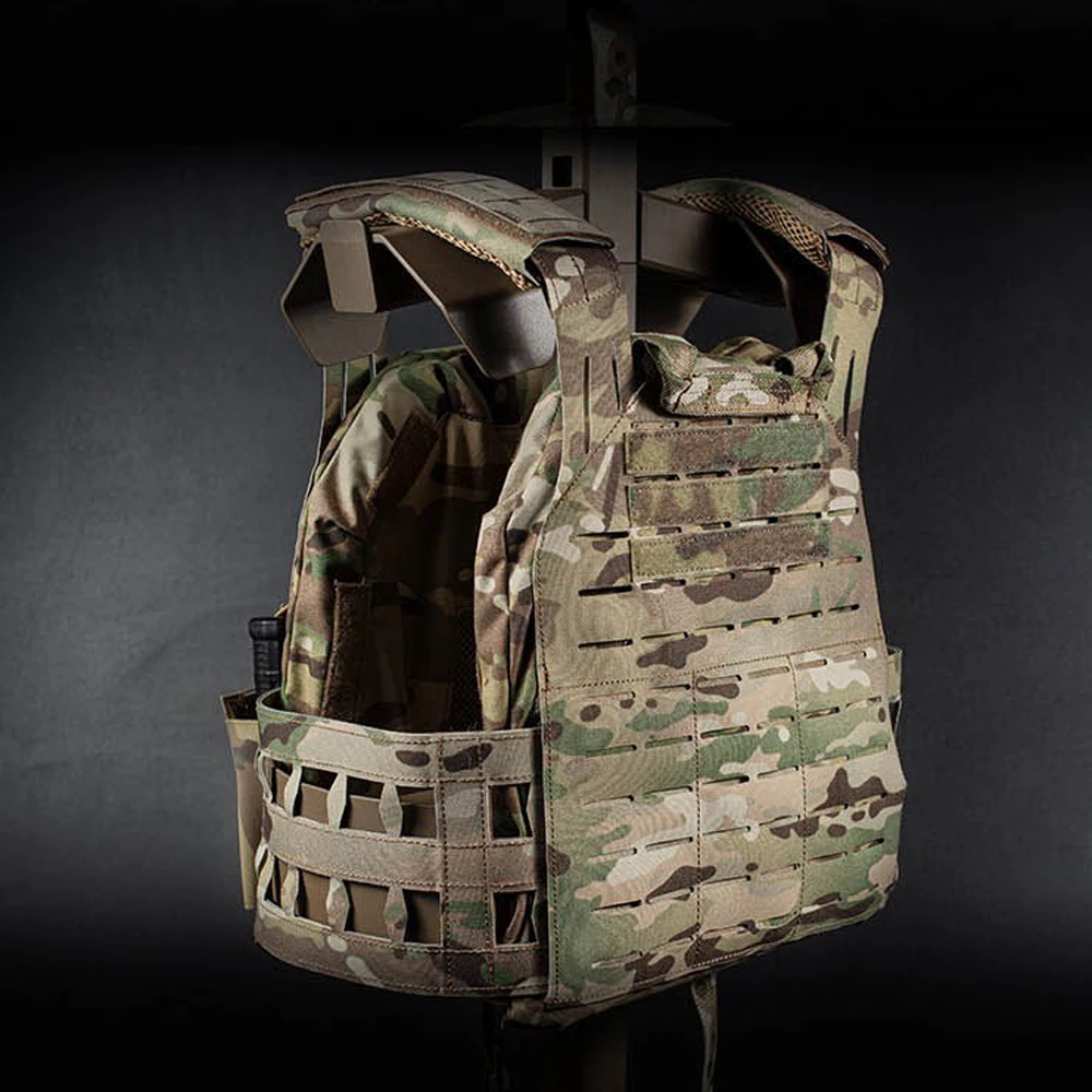 

Tactical Vest 6094 Style Plate Carrier MOLLE Hunting LG3V2 Vest Body with Triple 5.56 Magazine Pouch