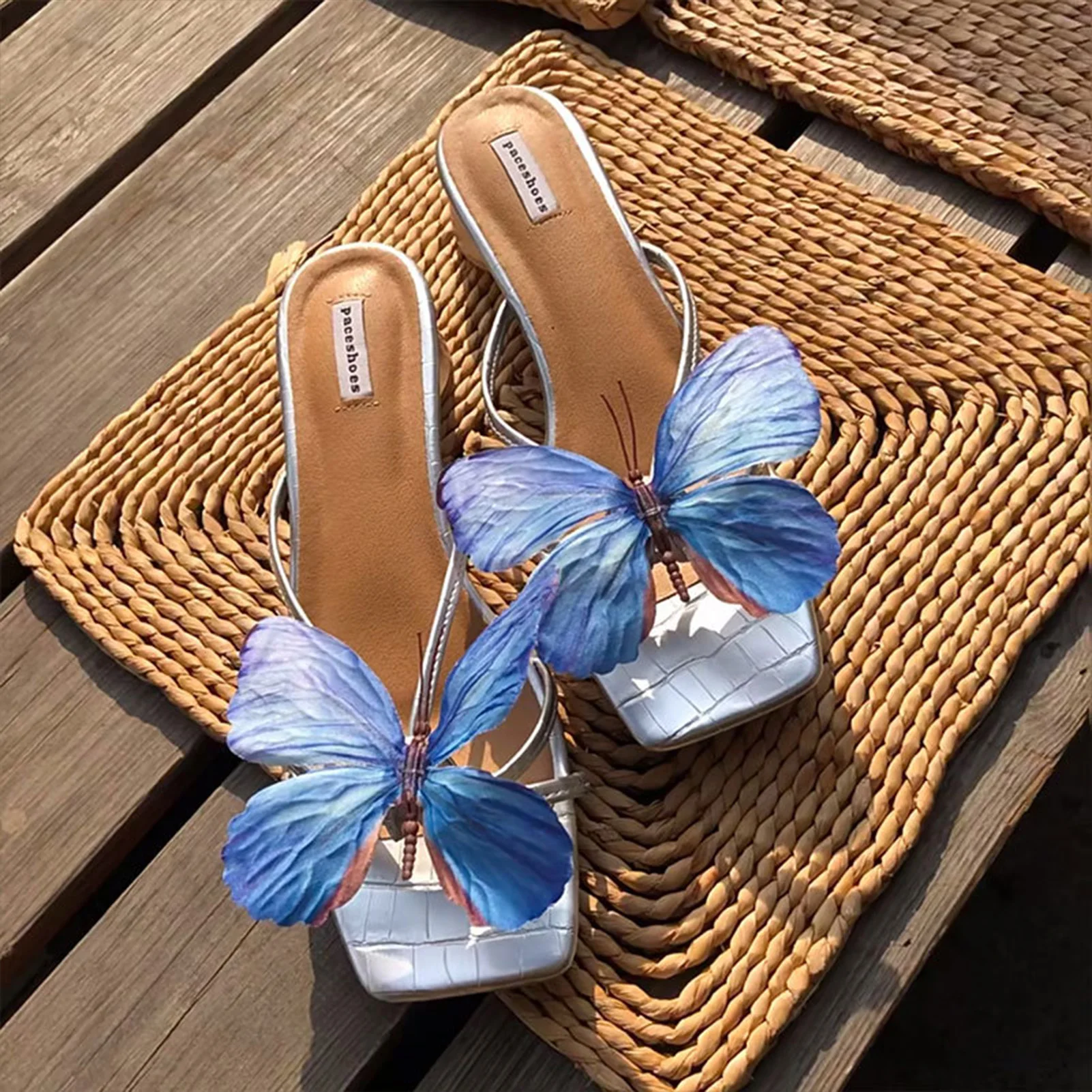 1 Pair Butterfly Shoe Clips Floral Sandal Decorations for Women Vacation Style Summer Beach Accessories with Adjustable Straps