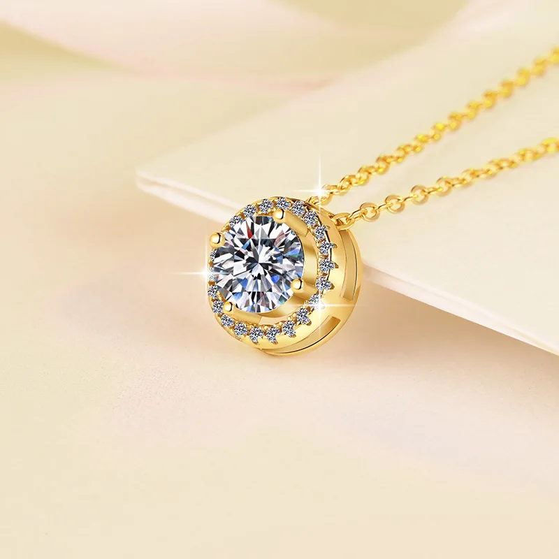 

Роскошное колье-подвеска из цельного золота 18 карат с круглым муассанитом 1 карат, женская цепочка на ключицу