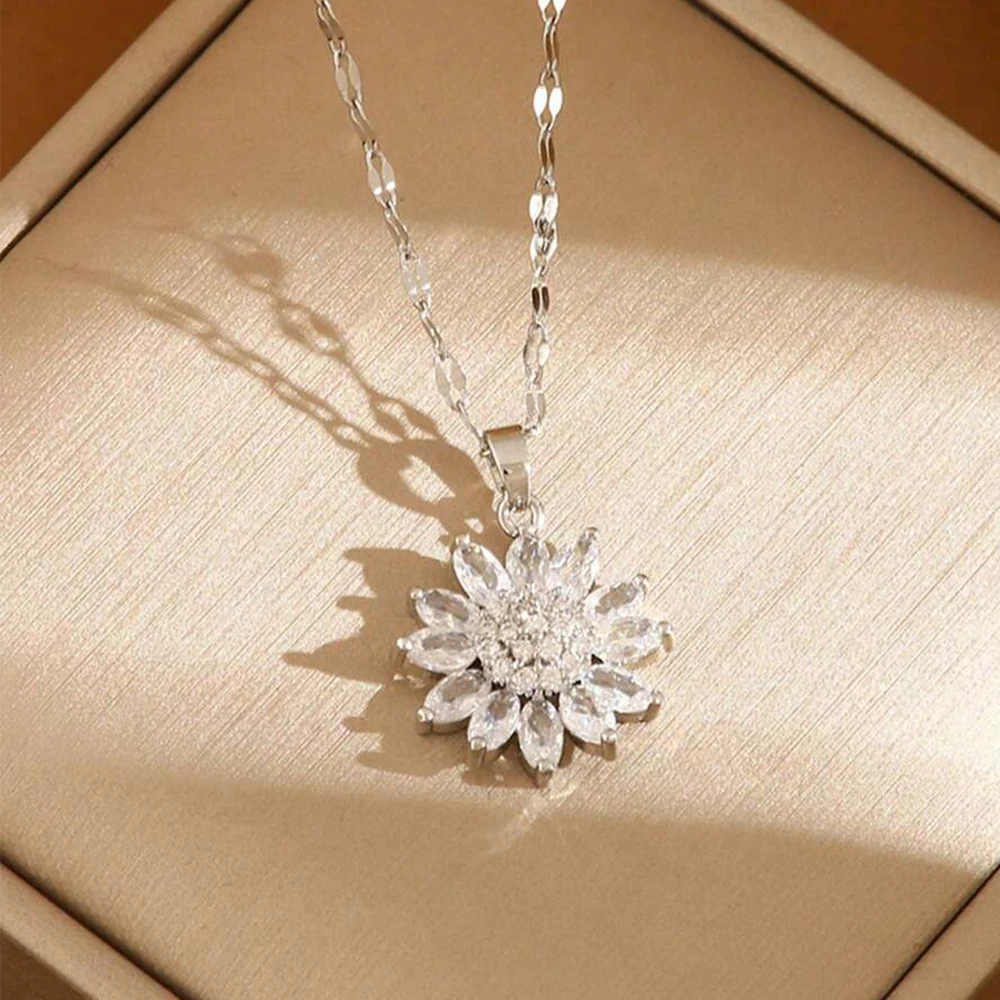 Sunflower Shape CZ Pendant Necklace For Women Gold Color Korean Clavicle Chain Full Zirconia Luxury Necklace Wedding Jewelry
