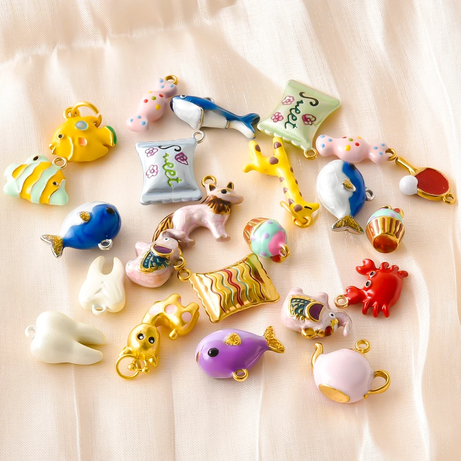 4Pcs No Fade Enamel Cute Sweet Cake Candy Hand painted Sea Animal Pendant DIY Dainty Medical Teeth Pendentif For Jewelry Making