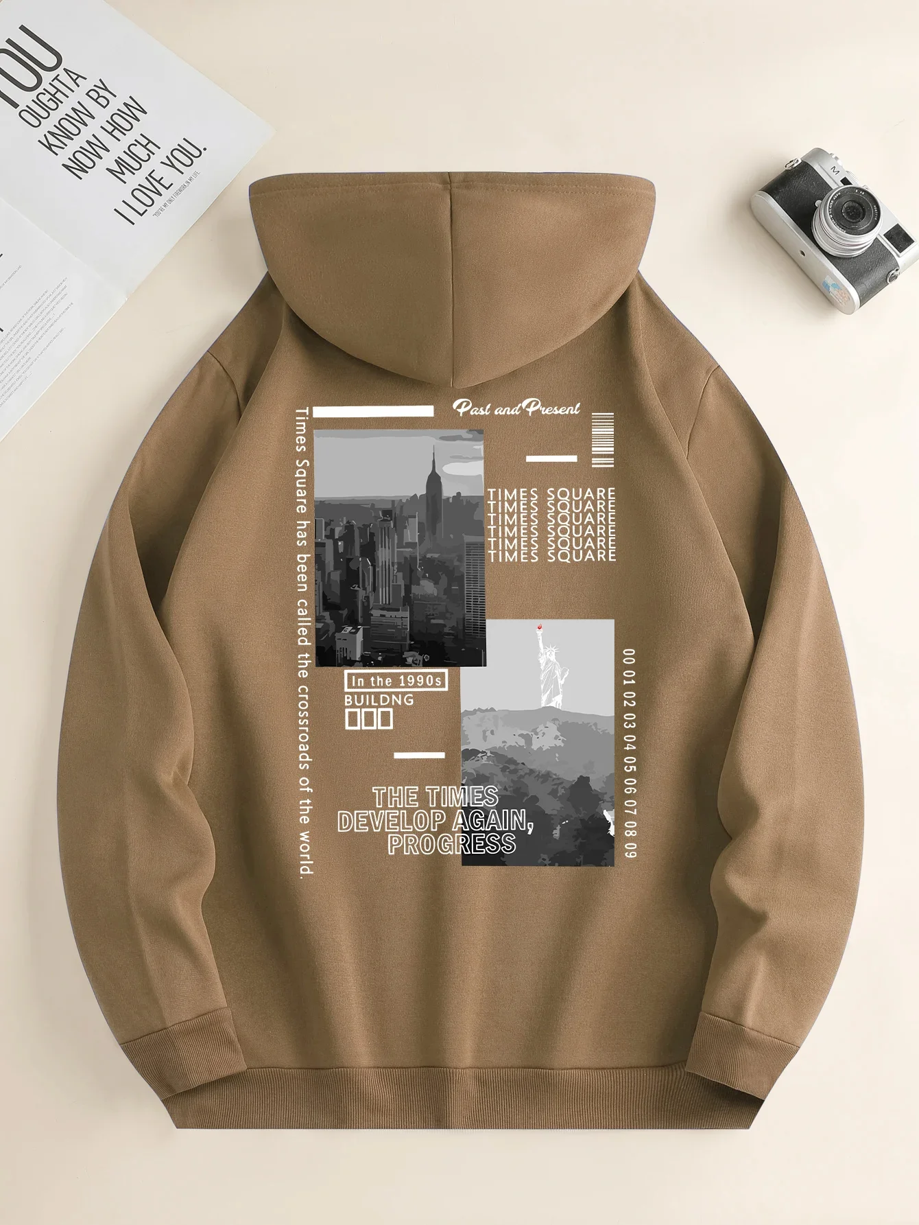 Men's new hoodie, casual daily drawstring hoodie with street view print, front kangaroo pocket, men's hoodie jacket