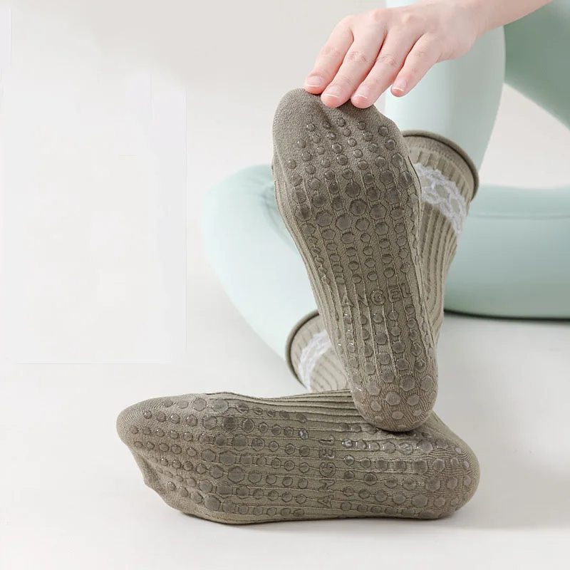 Yoga Socks Women Cotton Roll-edge Dot Silicone Non-slip Pilates Grip Crew Socks