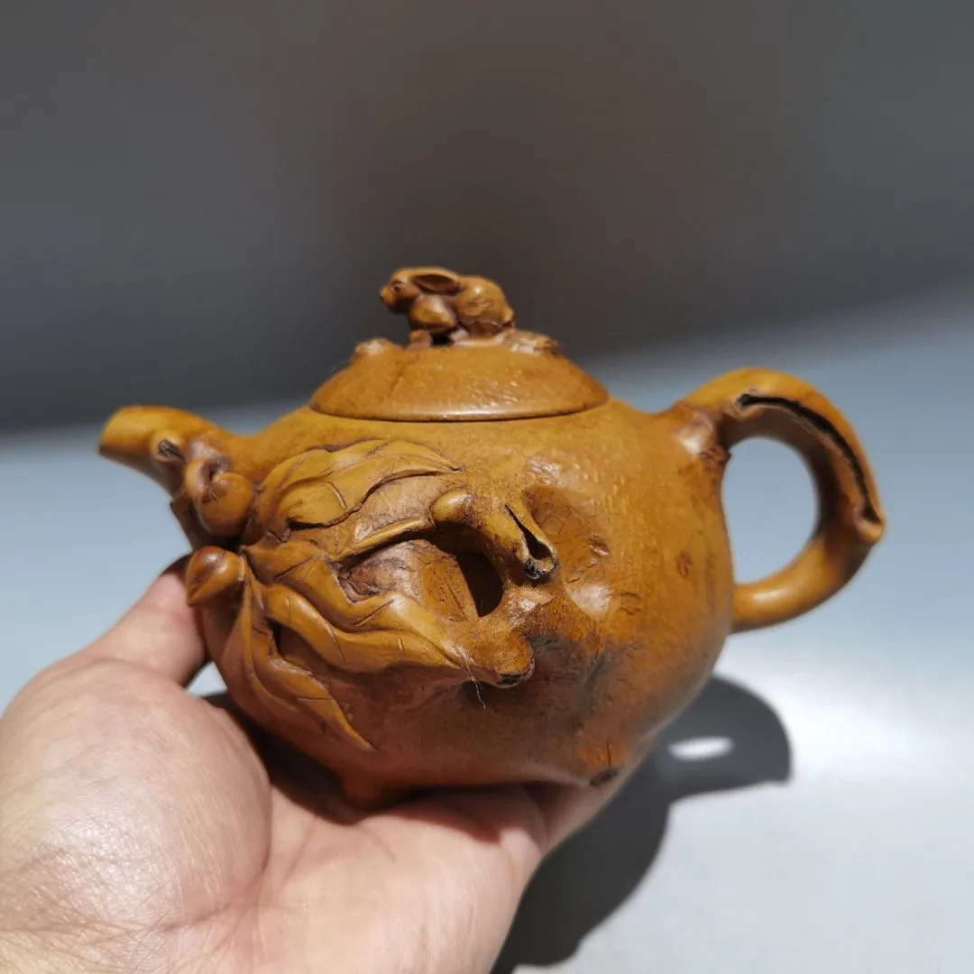 Purple teapot Yixing Purple Clay Teapot Gongchun pot Rabbit statue cover Peach Leaf Pattern Kettle Teapot